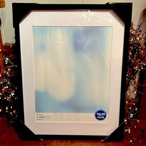NWT 14”x 18” black wood frame with white matting😀